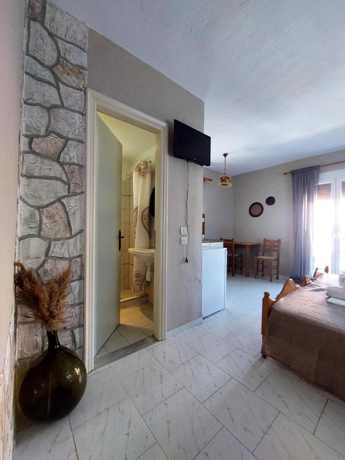 Georgia Studios Stafylos Habitación foto